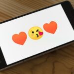 odrzucenie, pewność siebie, randkowanie online, samoocena, aplikacje randkowe, odporność psychiczna, akceptacja, rozwój osobisty, emocje, powrót do równowagi